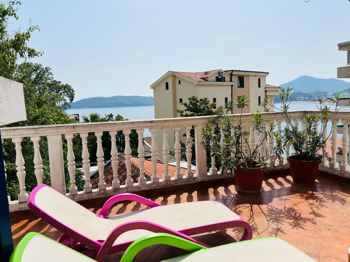Rafailovici Holiday Apartments Exterior photo